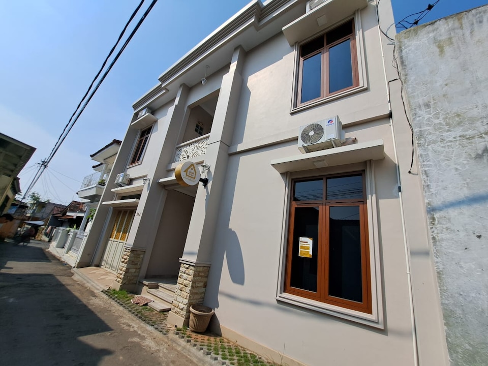 OYO 94026 Uma Arda Hometown, Tasikmalaya, Tasikmalaya