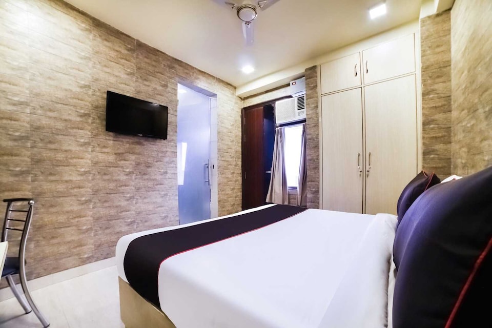 OYO 826244 Hotel Model Town, North Delhi, Delhi