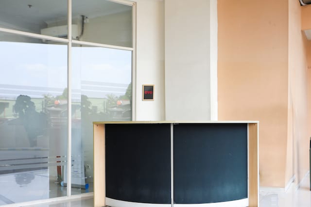 OYO 94041 Royal Stay