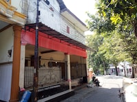 Hotel O Homestay Rungkut Syariah