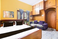 Hotel O ROYAL ROOM HOUSE