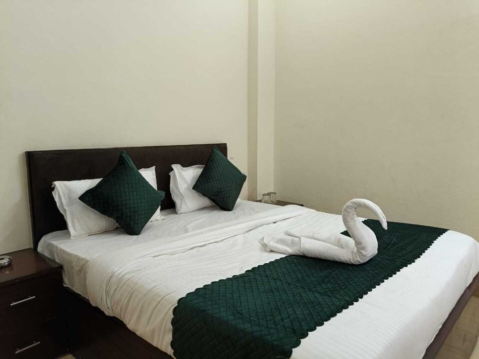 OYO 826287 Hotel Stellar Heaven, Noida City, Noida