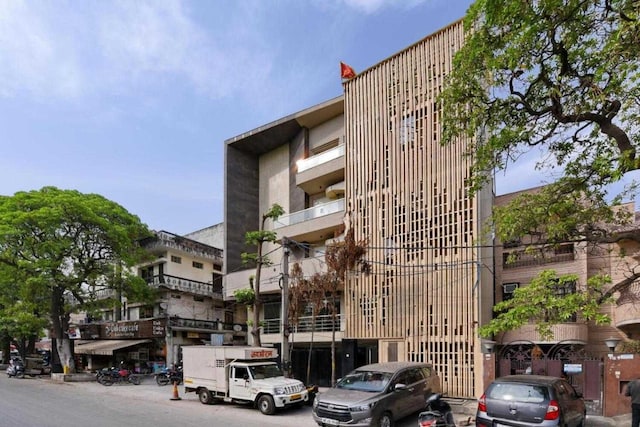 Hotel O Leo Saffron By F Hotels