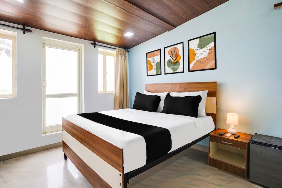 Collection O Candolim, Candolim Goa, Goa