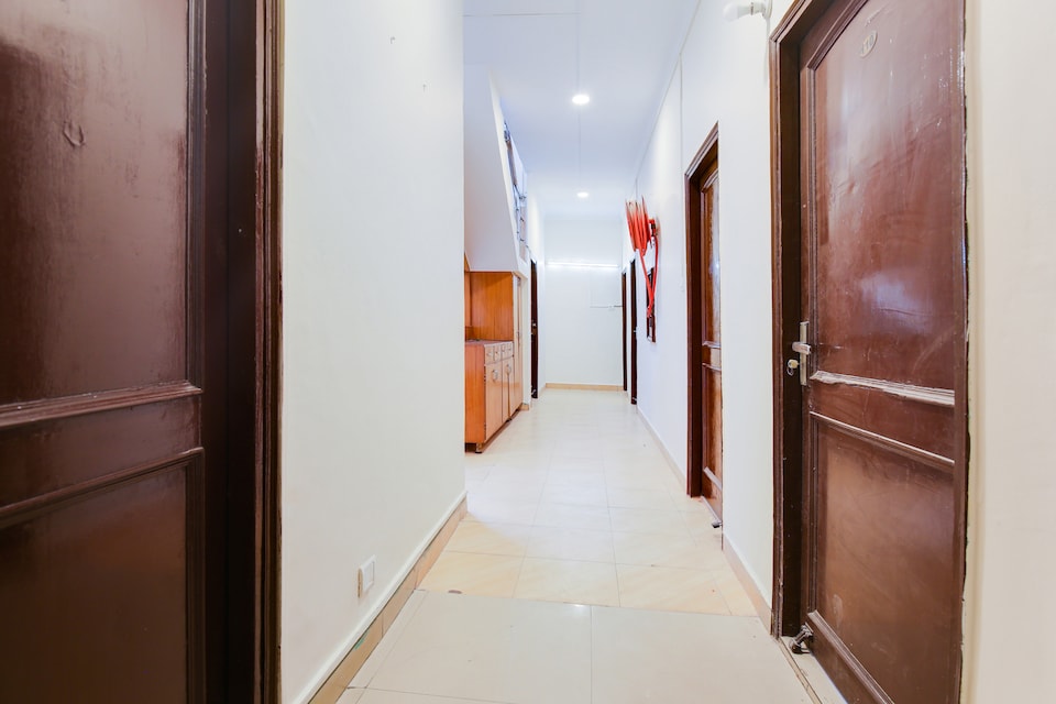 Hotel O Skyfox, Mohali, Mohali