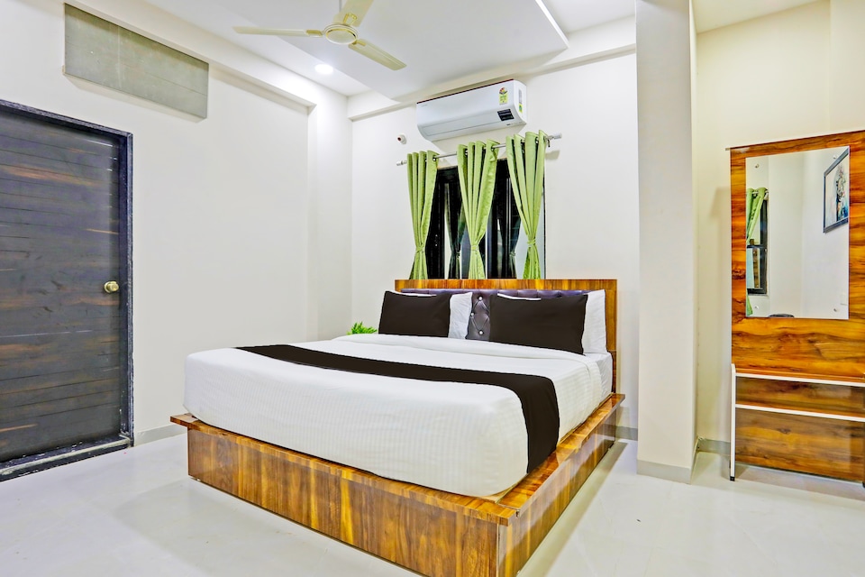 HOTEL O PRITESH ONYX, Airport Road Nagpur, Nagpur