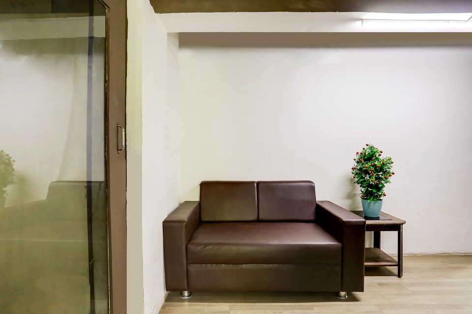 Hotel O SG Highway Ahmedabad, SG Highway Ahmedabad, Ahmedabad