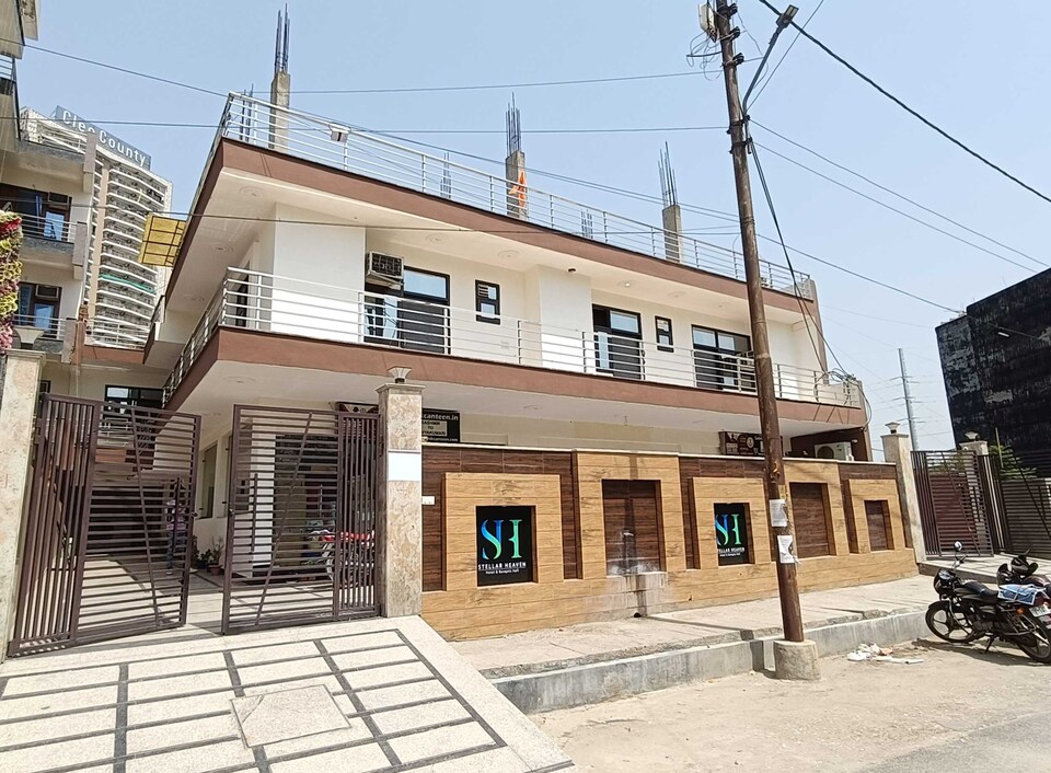 OYO 826455 Stellar Heaven, Noida City, Noida