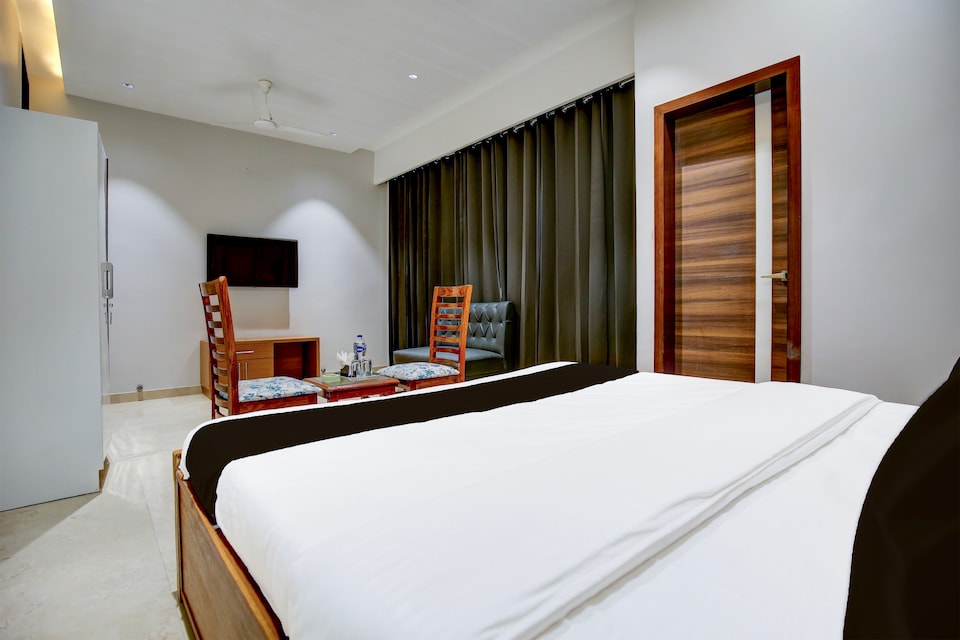 HOTEL O K9 GOLDEN, Pakhowal Road Ludhiana, Ludhiana