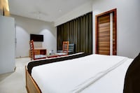 HOTEL O K9 GOLDEN