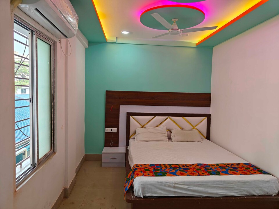 OYO 826600 Utsav Guest House, Howrah Kolkata, Kolkata