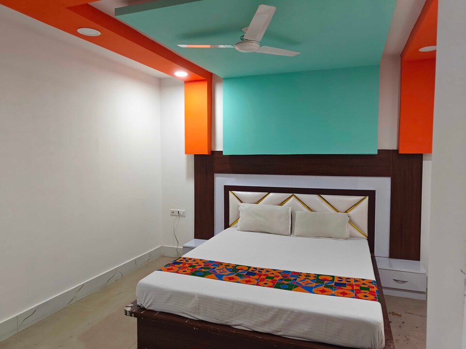 OYO 826600 Utsav Guest House, Howrah Kolkata, Kolkata