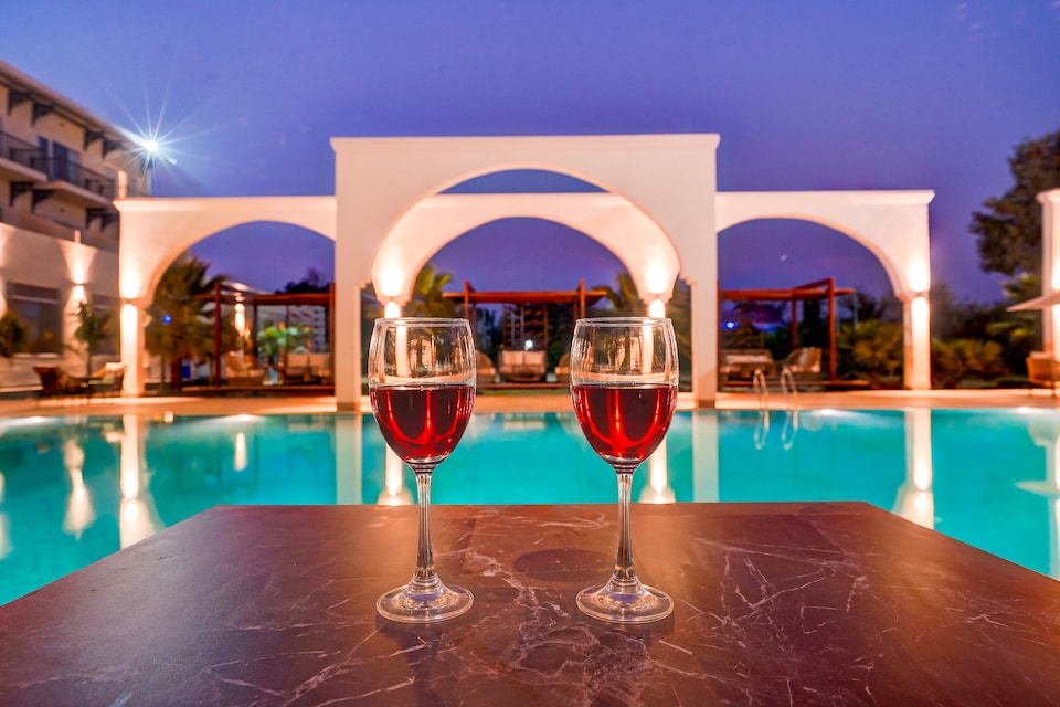 Sunday Resort & Spa Manesar Gurugram, Sohna Road, Gurgaon