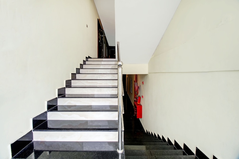 Hotel O Murali Nagar Near NAD Junction, Transit Vizag, Visakhapatnam