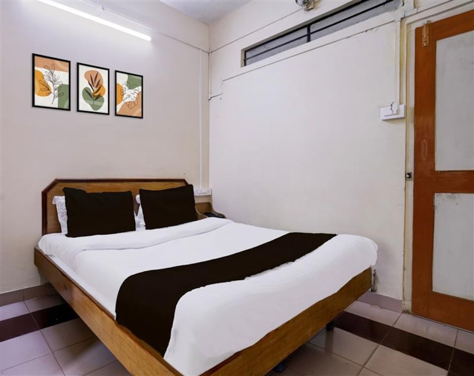 Super Collection O Sixmile Guwahati Formerly Hotel Gangotri, Six Mile Guwahati, Guwahati