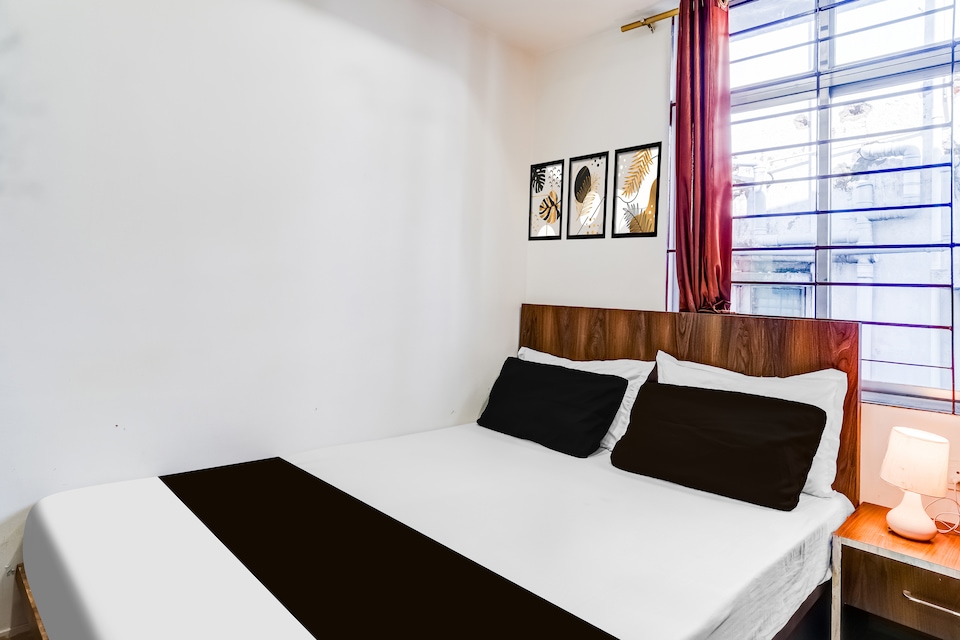 Super COLLECTION O SIXMILE GUWAHATI FORMERLY HOTEL GANGOTRI, Six Mile Guwahati, Guwahati