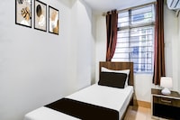 Super COLLECTION O SIXMILE GUWAHATI FORMERLY HOTEL GANGOTRI