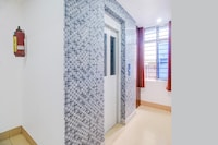 Super Collection O Sixmile Guwahati Formerly Hotel Gangotri