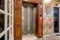 Super Townhouse Oak Rajpur Road Dehradun