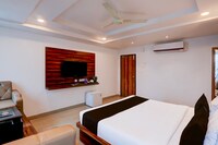 Hotel O Vaishnavi Grand