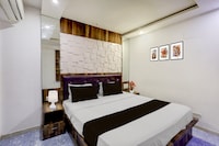 Super Collection O Chidambaram Stadium Formerly Hotel Admire Suit