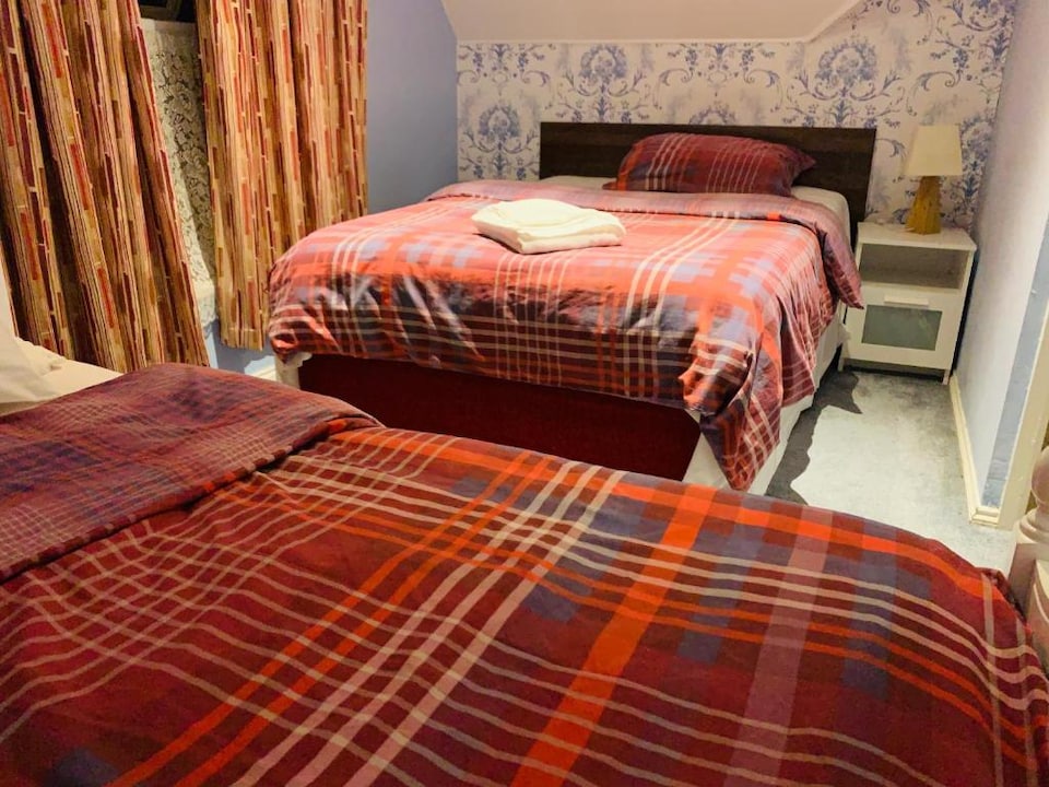 Swandown Hotel, Swindon, Swindon