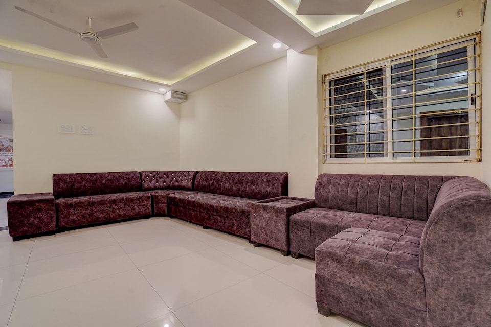 Super Townhouse Hill View Road Bariatu Formerly Hotel Hill Top, Harmu, Ranchi