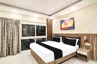 Super Townhouse Kankarbagh Formerly Kunwar Alcajars