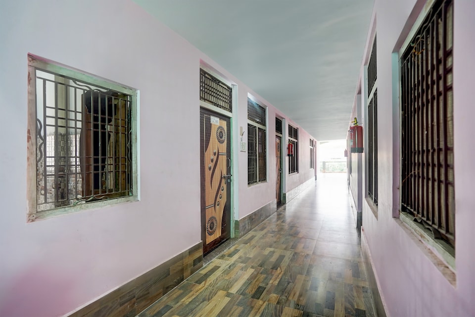 Hotel O Diomand galaxy hotel, Kanpur Railway Station, Kanpur