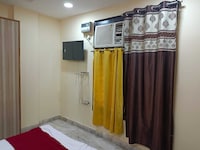 OYO 826955 HOTEL OSHAN RESIDENCY