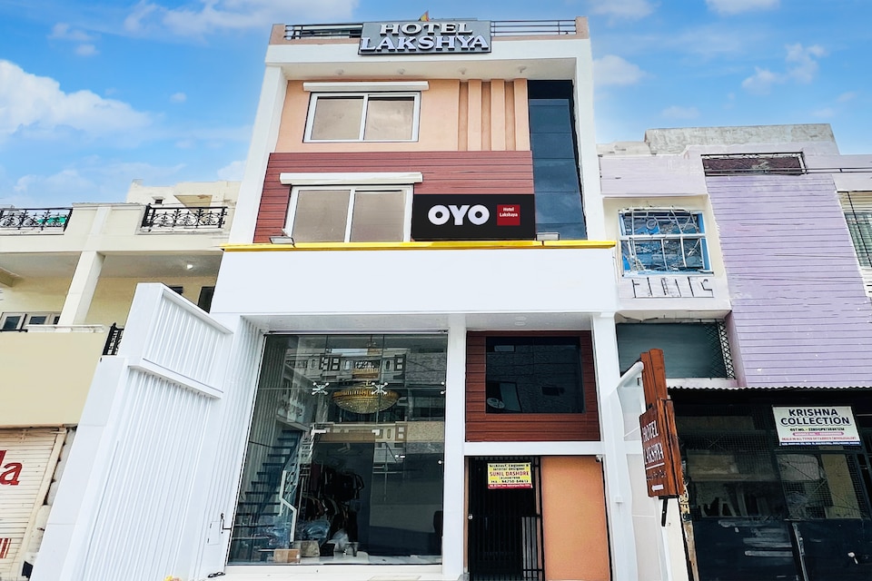 Hotel O Lakshya, MG Road Indore, Indore