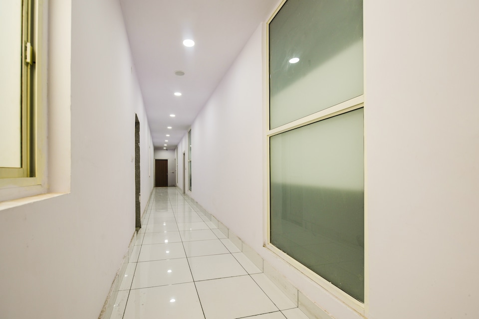 Hotel O High View, Faridabad, Faridabad