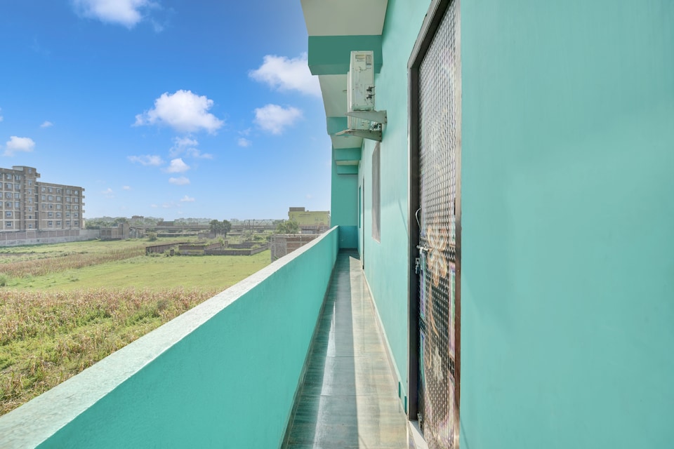 Hotel O Raunak Food Plaza Family Restaurant & Rooms, Patna, Patna