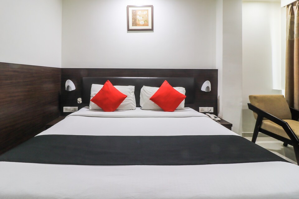 Capital O Hotel Krishna, C Scheme Jaipur, Jaipur