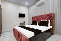 Hotel O Athiti Palace