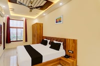 Hotel O Manyam Palace