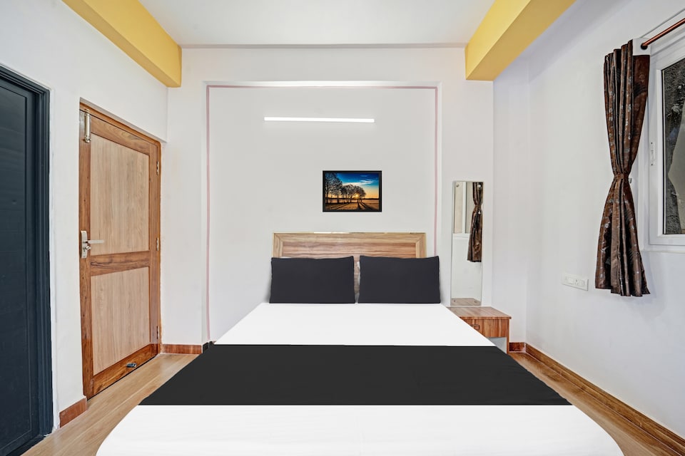 Hotel O Arvind Inn, Danapur, Patna