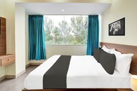 Hotel O GAYATHRI METRO DELUXE