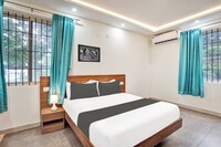 Hotel O GAYATHRI METRO DELUXE