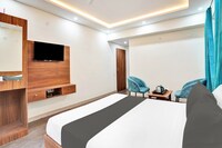 Hotel O GAYATHRI METRO DELUXE