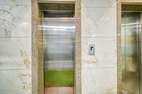 Townhouse Oak PTC Indore Junction