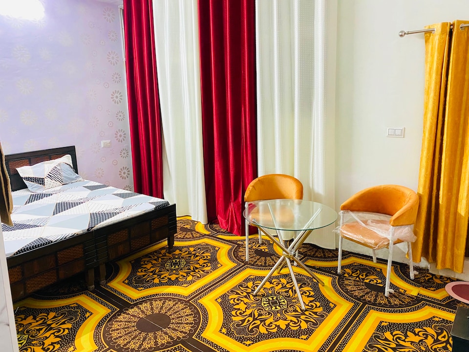OYO 827147 The Destination home stay and cafe, Kasauli, Kasauli