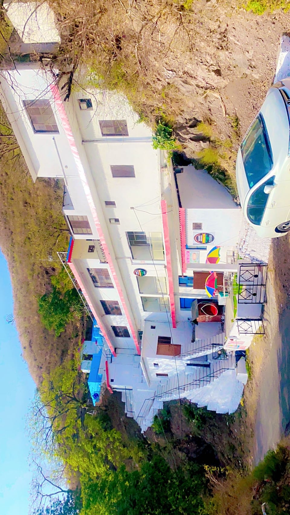 OYO 827147 The Destination home stay and cafe, Kasauli, Kasauli