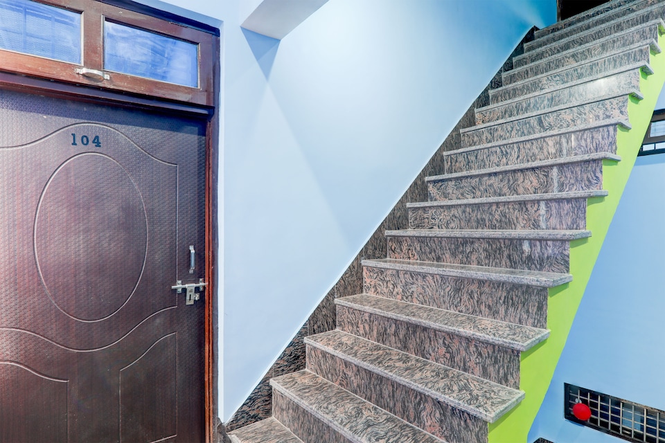 Hotel O ARYA PARADISE HOTEL, Barra Kanpur, Kanpur