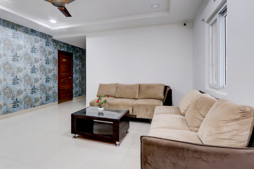 Hotel O Sri Jahnavi Hotel, Madhapur, Hyderabad