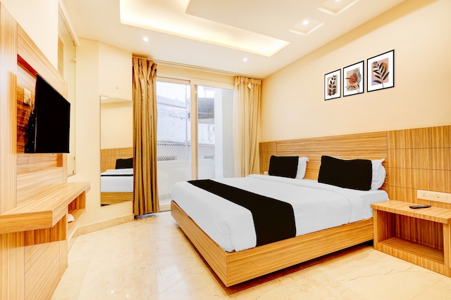 Hotel O Gandhi Hotel