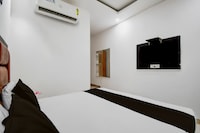 Super Hotel O Dariyapur Near Railway Crossing