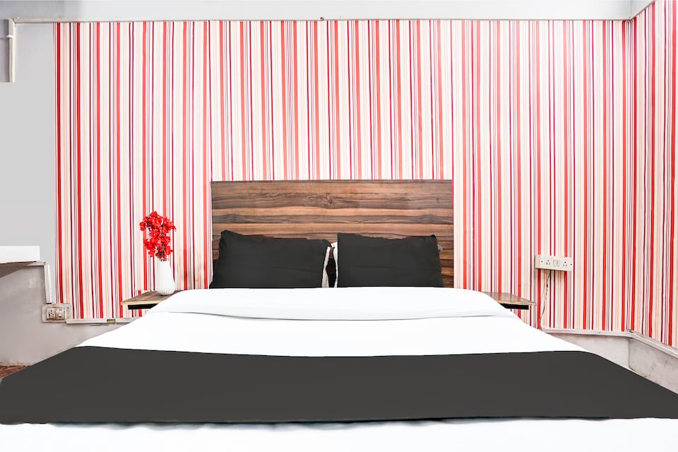 HOTEL O ELITE STAY, Anand Vihar Delhi, Delhi