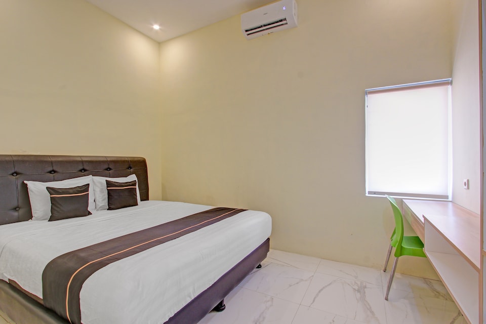 Capital O 94128 The Bale Teras't, Solo, Solo