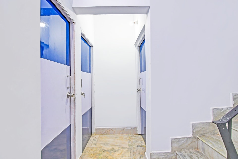 Hotel O Green Palace, Ruby Hospital Kolkata, Kolkata